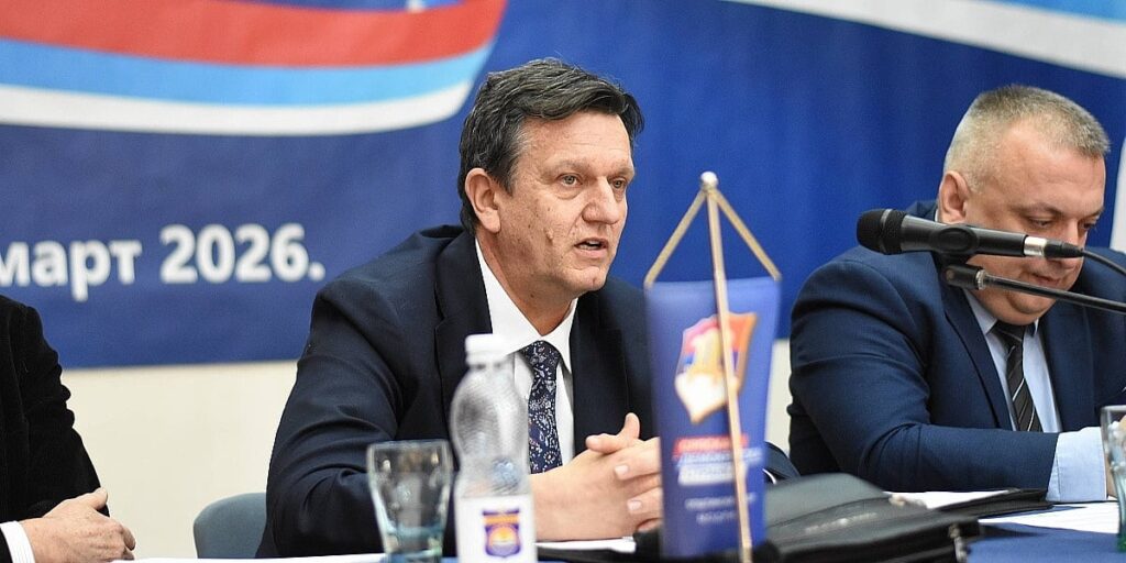 "Odluka o mojoj kandidaturi za predsjednika RS-a je na snazi"