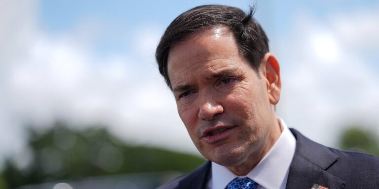 Rubio tvrdi da je Kuba prihvatila 100 miliona dolara američke humanitarne pomoći Rubio tvrdi da je Kuba prihvatila 100 miliona dolara američke humanitarne pomoći