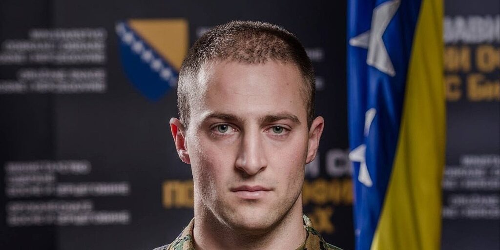 "Šta ste kad psujete svoje korijene?"