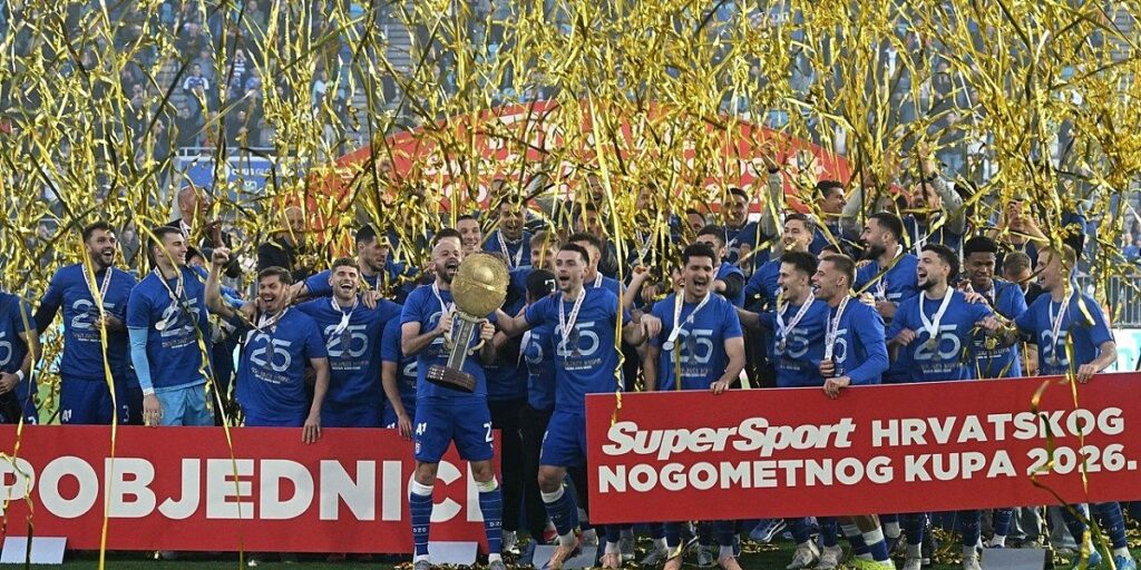 Stojković srušio Rijeku za 18. trofej Kupa Hrvatske Stojković srušio Rijeku za 18. trofej Kupa Hrvatske