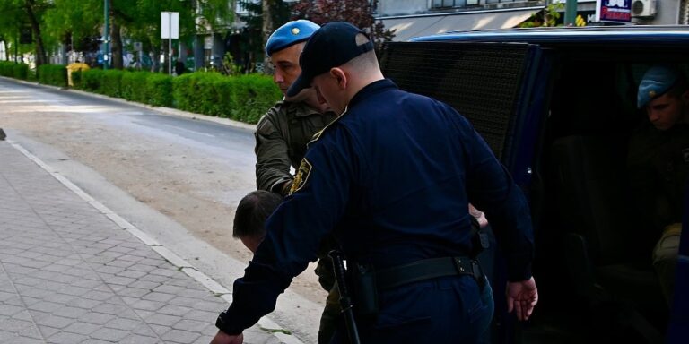 Ubica Tarik Prusac predat Tužilaštvu KS, pogledajte njegovo dovođenje