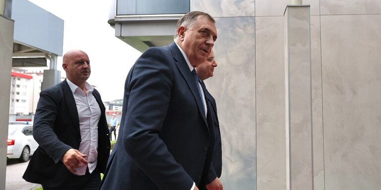 Vjerujem da će Rusija na sjednici Vijeća sigurnosti zatražiti da se sve odluke Christiana Schmidta ponište