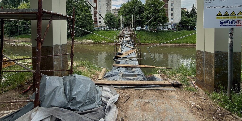 Zašto nema radnika na mostu Ars Aevi? Iz Općine Novo Sarajevo objasnili šta koči radove Zašto nema radnika na mostu Ars Aevi? Iz Općine Novo Sarajevo objasnili šta koči radove