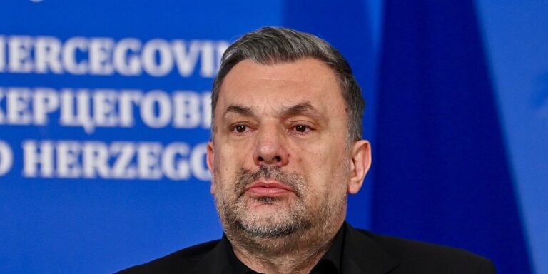 Evropska unija nas sve stavlja u isti koš, a Dodik je bio u Moskvi i od tamo donio instrukcije Evropska unija nas sve stavlja u isti koš, a Dodik je bio u Moskvi i od tamo donio instrukcije