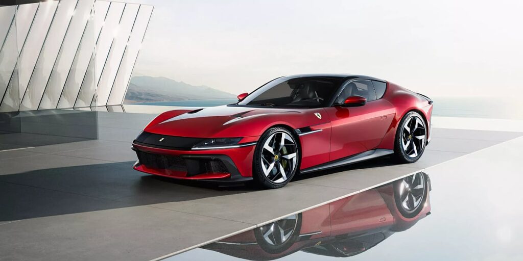 Ferrari najavio novitet za 4. juli, očekuje se model 12Cilindri s manuelnim mjenjačem Ferrari najavio novitet za 4. juli, očekuje se model 12Cilindri s manuelnim mjenjačem