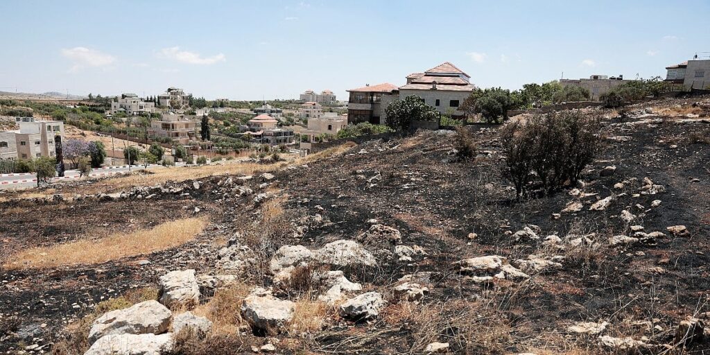 Izrael odobrio širenje škole za ilegalne naseljenike u centru palestinskog Hebrona Izrael odobrio širenje škole za ilegalne naseljenike u centru palestinskog Hebrona