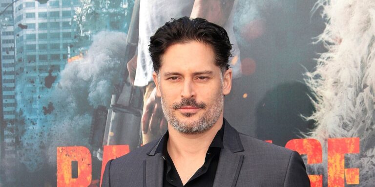 Joe Manganiello otkrio da se sedam godina borbi s teškom bolešću i životno opasnim krizama Joe Manganiello otkrio da se sedam godina borbi s teškom bolešću i životno opasnim krizama
