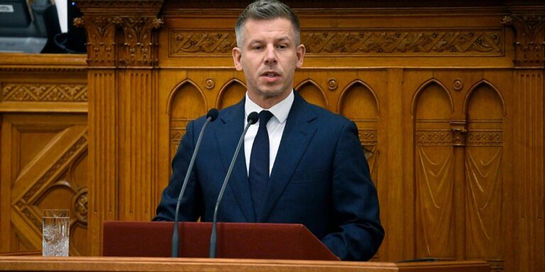 Mađarska blokirala put Ukrajine i Moldavije ka Evropskoj uniji Mađarska blokirala put Ukrajine i Moldavije ka Evropskoj uniji