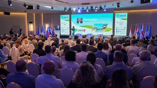Nikšić: Energetska sigurnost je sve više rezultat regionalne povezanosti Nikšić: Energetska sigurnost je sve više rezultat regionalne povezanosti