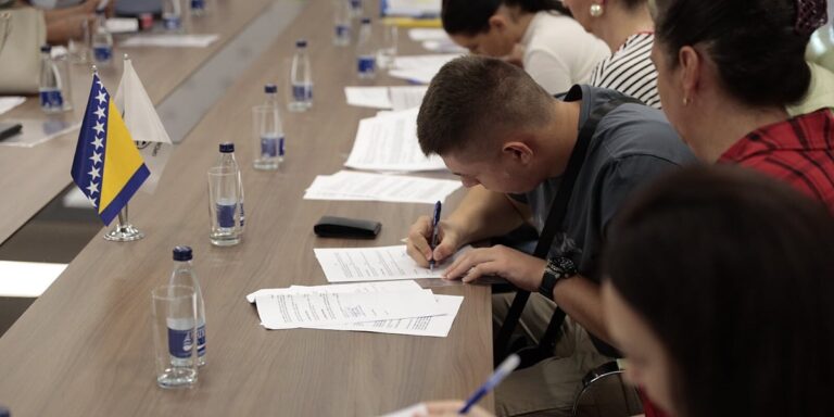 U Općini Ilidža potpisano 14 ugovora za podršku obrazovanju nezaposlenih i razvoju privrede