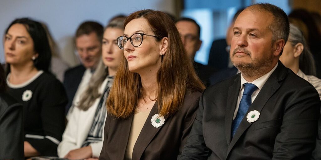 U Parlamentu Češke održana komemoracija povodom 31. godišnjice genocida u Srebrenici U Parlamentu Češke održana komemoracija povodom 31. godišnjice genocida u Srebrenici