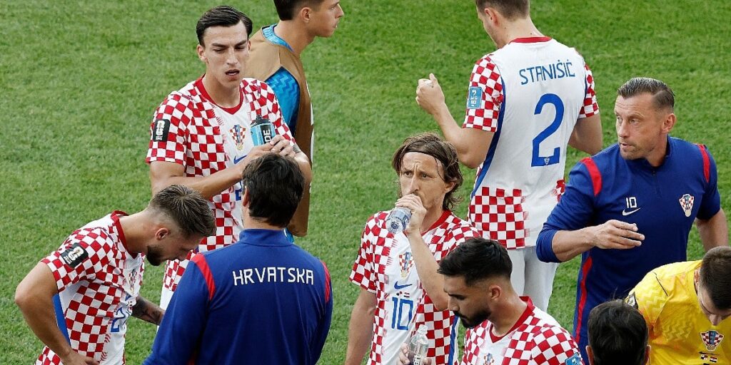 Umjetna tvorevina FIFA-e je spasila Hrvatsku "Umjetna tvorevina FIFA-e je spasila Hrvatsku"