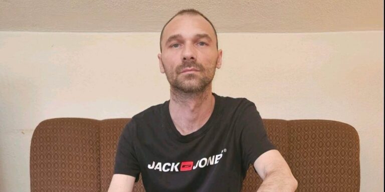 Velika nada mu je nastavak liječenja u Beogradu