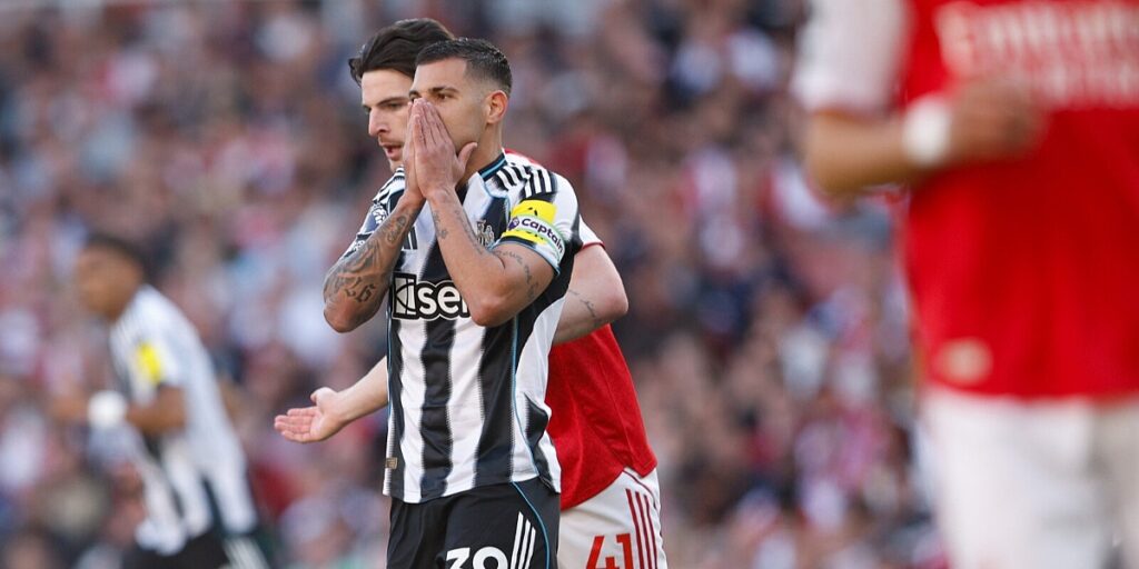 Arsenal sve dogovorio s Brazilcem, ali Newcastle odbio prvu ponudu od 80 miliona eura Arsenal sve dogovorio s Brazilcem, ali Newcastle odbio prvu ponudu od 80 miliona eura