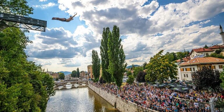 Bentbaša se priprema za 12. izdanje Bentbaša Cliff Divinga Bentbaša se priprema za 12. izdanje Bentbaša Cliff Divinga
