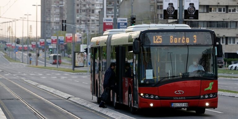 Beogradu zbog dugova gradske vlasti od preko 33 miliona prijeti kolaps javnog prijevoza Beogradu zbog dugova gradske vlasti od preko 33 miliona prijeti kolaps javnog prijevoza