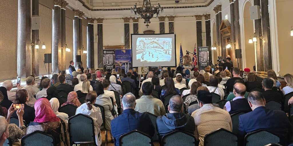 Birmingham obilježio 31. godišnjicu genocida u Srebrenici uz snažnu poruku sjećanja, mira i zajedništva Birmingham obilježio 31. godišnjicu genocida u Srebrenici uz snažnu poruku sjećanja, mira i zajedništva