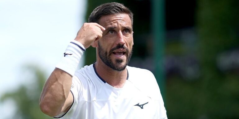 Damir Džumhur nakon čudesnog preokreta pobijedio Molčana i plasirao se u finale Umaga Damir Džumhur nakon čudesnog preokreta pobijedio Molčana i plasirao se u finale Umaga