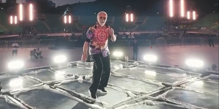 Dino Merlin uz snimak s probe podijelio uzbuđenje pred koncert Dino Merlin uz snimak s probe podijelio uzbuđenje pred koncert