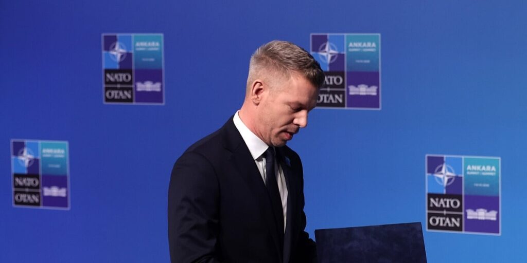 Dunav nikad niži, gasi se jedina nuklearna elektrana, mjere najavila i Budimpešta Dunav nikad niži, gasi se jedina nuklearna elektrana, mjere najavila i Budimpešta