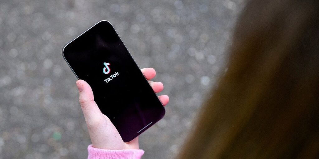 Evropska komisija optužila TikTok da nije uradio dovoljno za sigurnost maloljetnika Evropska komisija optužila TikTok da nije uradio dovoljno za sigurnost maloljetnika
