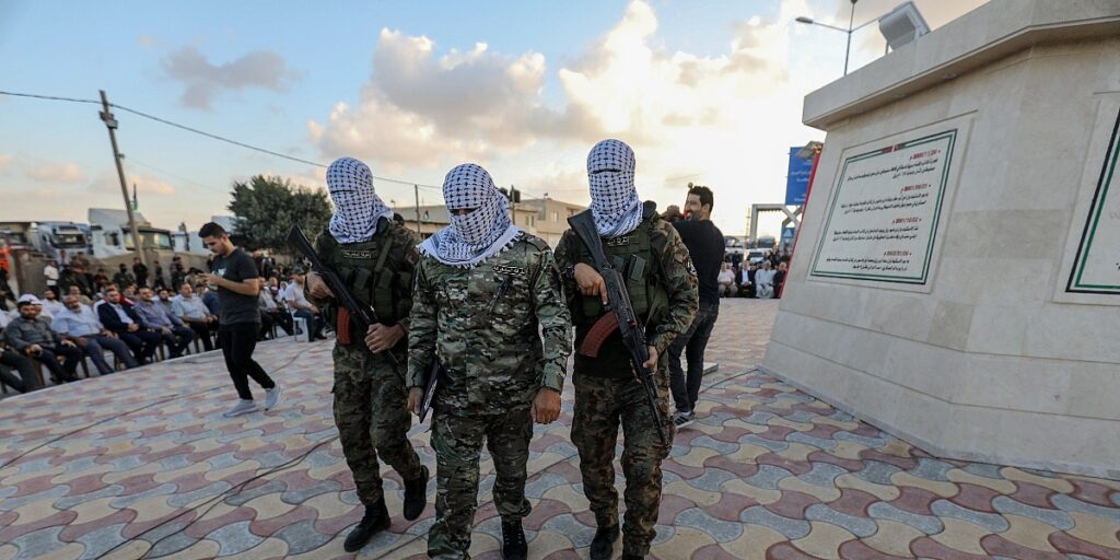 Hamas pristao na potpuno razoružanje, Trump najavio povlačenje Izraela iz Gaze Hamas pristao na potpuno razoružanje, Trump najavio povlačenje Izraela iz Gaze