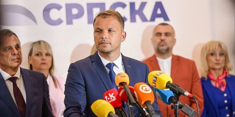 Hoće li objaviti kandidaturu za predsjednika RS-a? Hoće li objaviti kandidaturu za predsjednika RS-a?