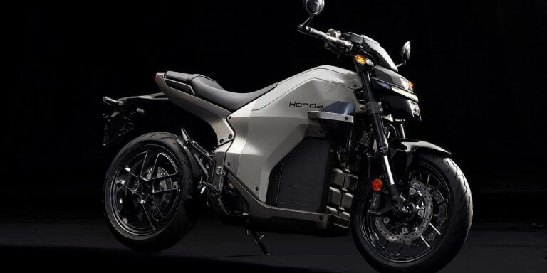 Hondin prvi električni motocikl stigao u Evropu, košta 14.780 eura Hondin prvi električni motocikl stigao u Evropu, košta 14.780 eura
