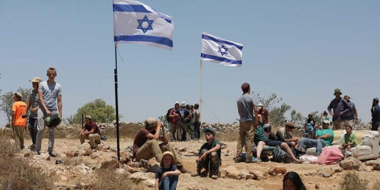 Izrael najavio nova ilegalna naselja u Gazi, izdvaja se 400 miliona dolara Izrael najavio nova ilegalna naselja u Gazi, izdvaja se 400 miliona dolara