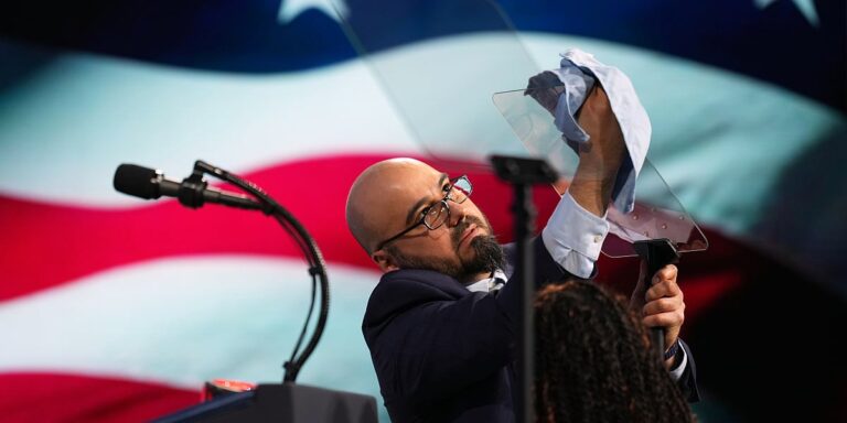 Koristio interne informacije za klađenje na Trumpove govore Koristio interne informacije za klađenje na Trumpove govore