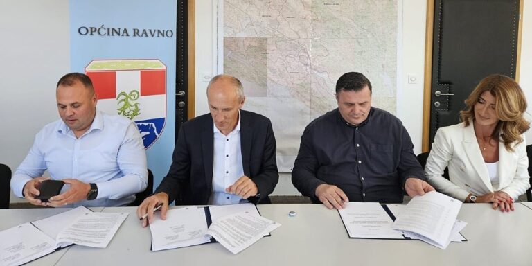 Potpisan ugovor za izgradnju 16 kilometara duge dionice magistralne ceste Dračevo
