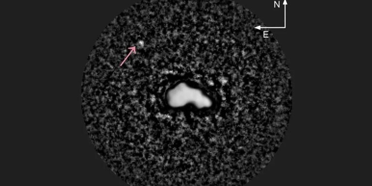 Prvi troglavi asteroid otkriven u Sunčevom sistemu, ima i mali mjesec Prvi troglavi asteroid otkriven u Sunčevom sistemu, ima i mali mjesec
