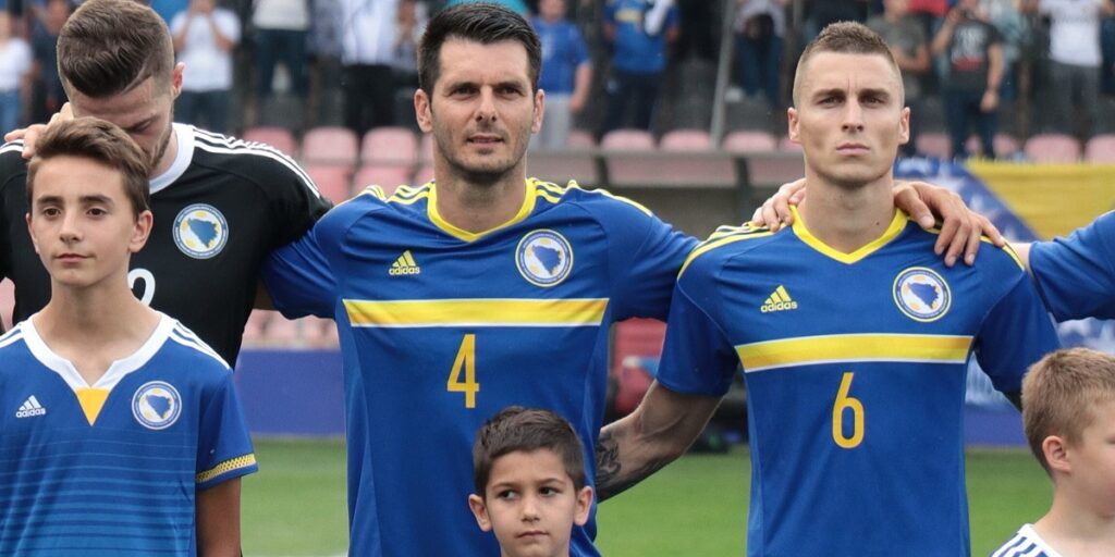 S Markom Livajom i Emirom Spahićem bih pretukao pola Banje Luke i četvrt Beograda S Markom Livajom i Emirom Spahićem bih pretukao pola Banje Luke i četvrt Beograda
