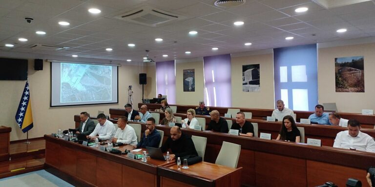 Sanacija deponije Uborak mogla bi trajati pet godina, Mostar dnevno izdvaja 21.000 KM za odvoz otpada