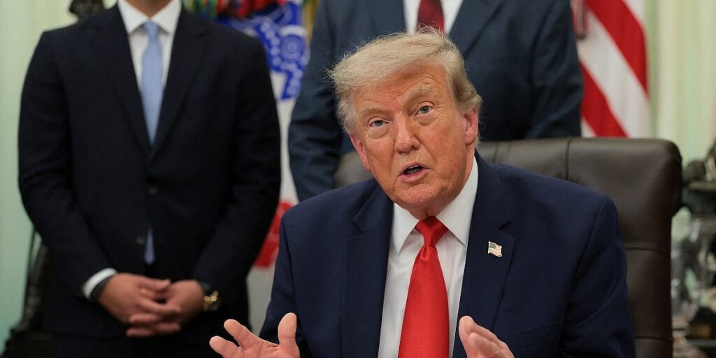 Trump iscrpljen i frustriran zbog Irana, savjetnici se svađaju o strategiji