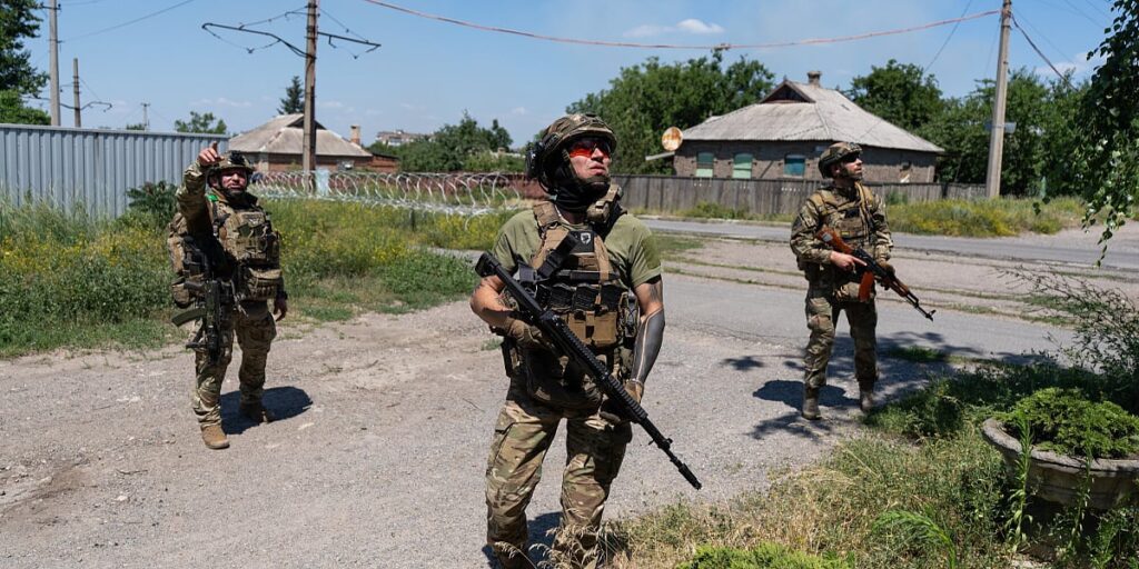Ukrajina nastavlja s napadima na ruske naftne terminale, na udaru dronova Sankt Peterburg
