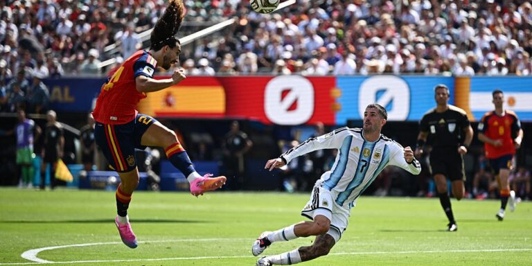 Uživo / Španija - Argentina 0:0: Žestok pritisak Španije, Argentinci ne prelaze centar