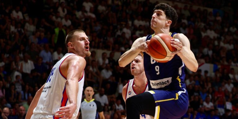 Uživo / Srbija - BiH 13:7: Srbija vodi na startu utakmice