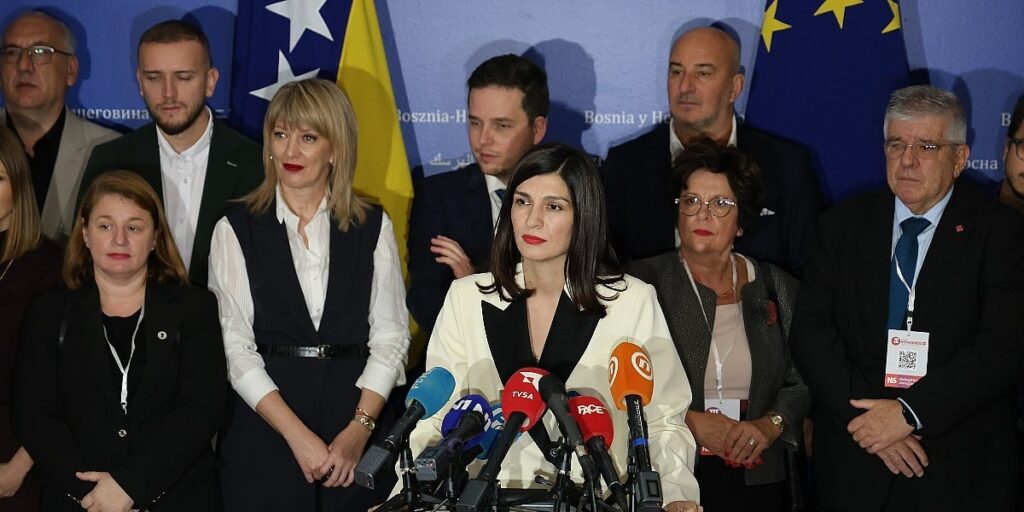 Vaše tvrdnje su uvredljive, nećemo šutjeti