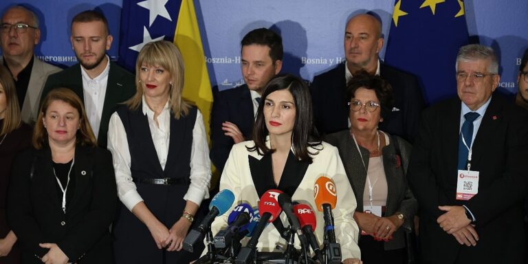 Vaše tvrdnje su uvredljive, nećemo šutjeti