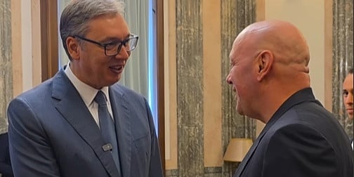 Vučić ugostio Danu Whitea i poklonio mu gusle, poznato koliko je Srbija platila za dolazak UFC-a Vučić ugostio Danu Whitea i poklonio mu gusle, poznato koliko je Srbija platila za dolazak UFC-a
