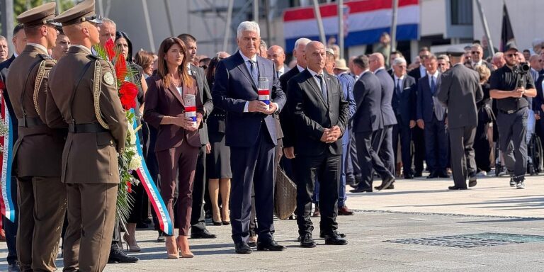 Čović poručio kako je pobjeda u Hrvatskoj bila prekretnica za mir u BiH Čović poručio kako je pobjeda u Hrvatskoj bila prekretnica za mir u BiH