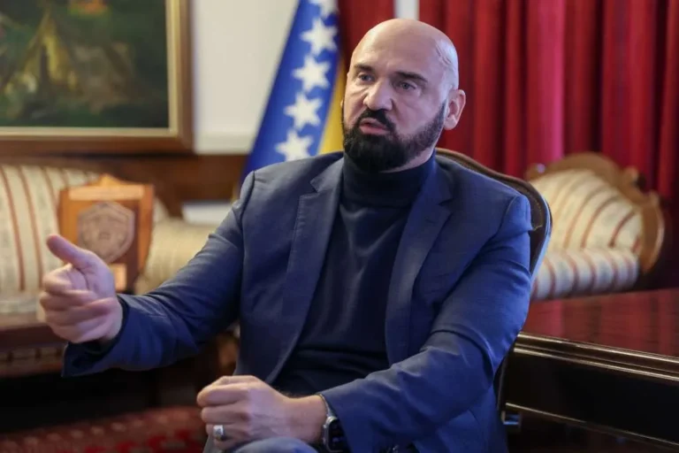 Dodik bi sto posto bio uhapšen, akcija je bila spremna. Dogovaralo se da budem ministar sigurnosti BiH Dodik bi sto posto bio uhapšen, akcija je bila spremna. Dogovaralo se da budem ministar sigurnosti BiH