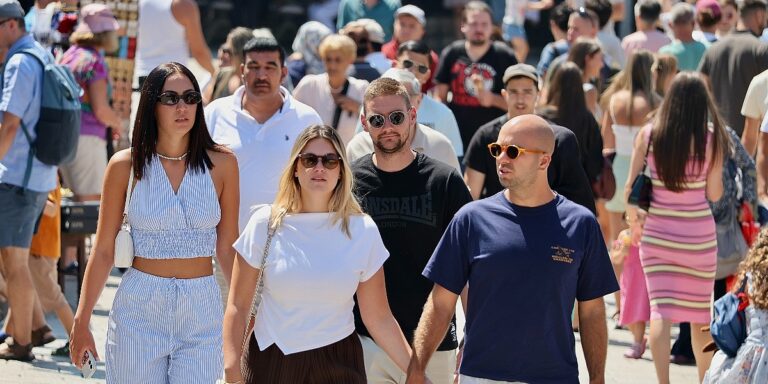 Donosi kišu, grmljavinu i niže temperature, ali još uvijek nije kraj ljeta Donosi kišu, grmljavinu i niže temperature, ali još uvijek nije kraj ljeta