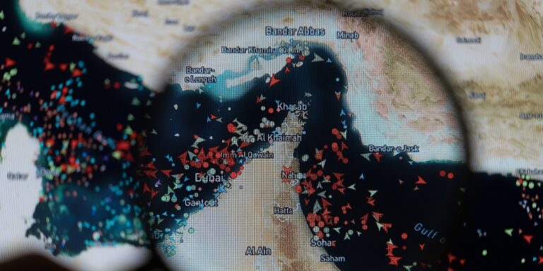 Iran i Oman blizu dogovora o novom koridoru kroz Hormuški moreuz