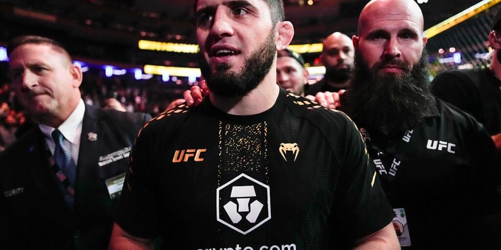 Islam Mahačev sutra napada rekord UFC-a i 17. uzastopnu pobjedu