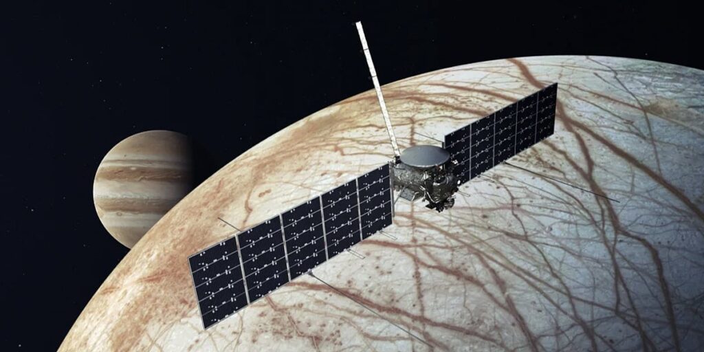 Jupiterov mjesec Europa možda sadrži znakove života u skrivenom okeanu, naučnici tragaju za potvrdom Jupiterov mjesec Europa možda sadrži znakove života u skrivenom okeanu, naučnici tragaju za potvrdom