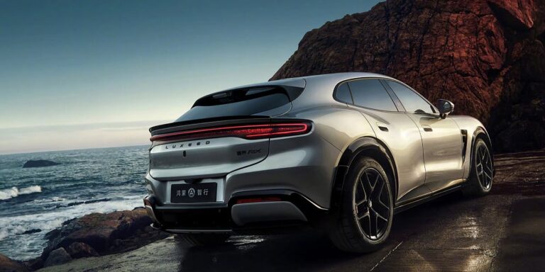 Kineski Luxeed RX izgleda kao kombinacija Ferrari Purosanguea i Xiaomija YU7 Kineski Luxeed RX izgleda kao kombinacija Ferrari Purosanguea i Xiaomija YU7