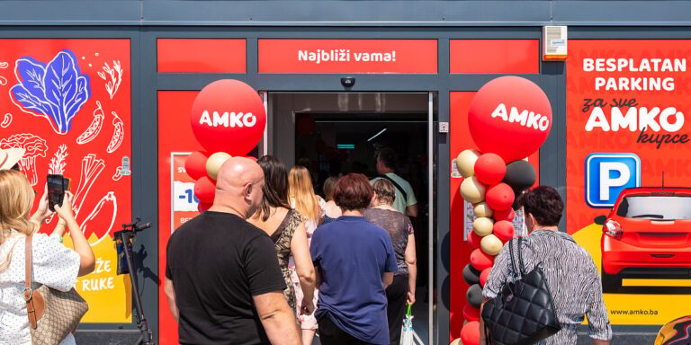 Nova Amko poslovnica otvorila vrata kupcima na Stupu Nova Amko poslovnica otvorila vrata kupcima na Stupu