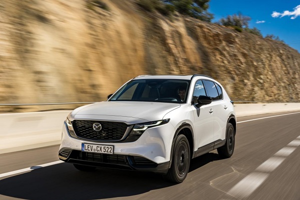 Nova Mazda CX-5 osvojila treće vrhunsko priznanje za sigurnost Nova Mazda CX-5 osvojila treće vrhunsko priznanje za sigurnost